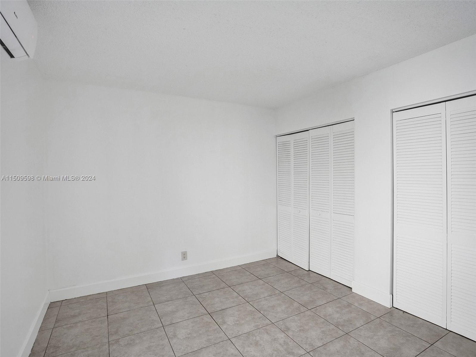 19621 Back 9 Drive Boca Raton, FL 33498 - Photo 43 of 45 a view of an empty room