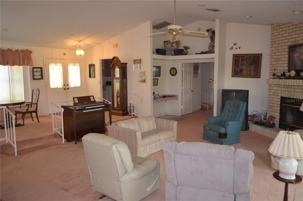 9429 Cobbler Court Weeki Wachee, FL 34613 - Photo 7 of 23