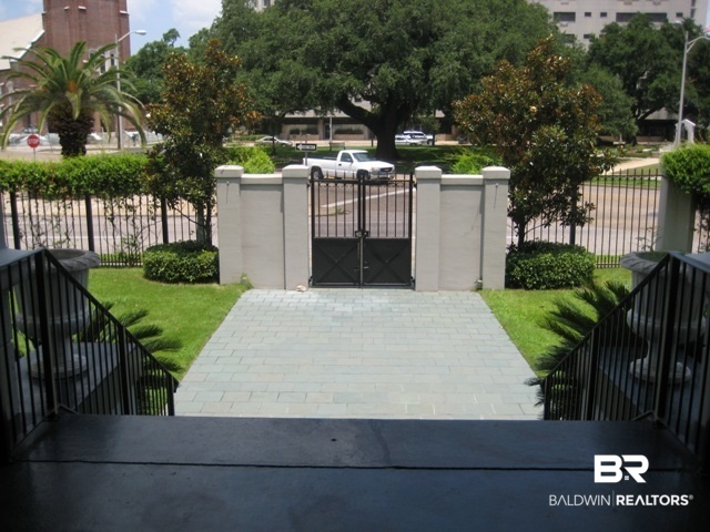 753 St Francis Street, Unit 1002A Mobile, AL 36602 - Photo 9 of 19