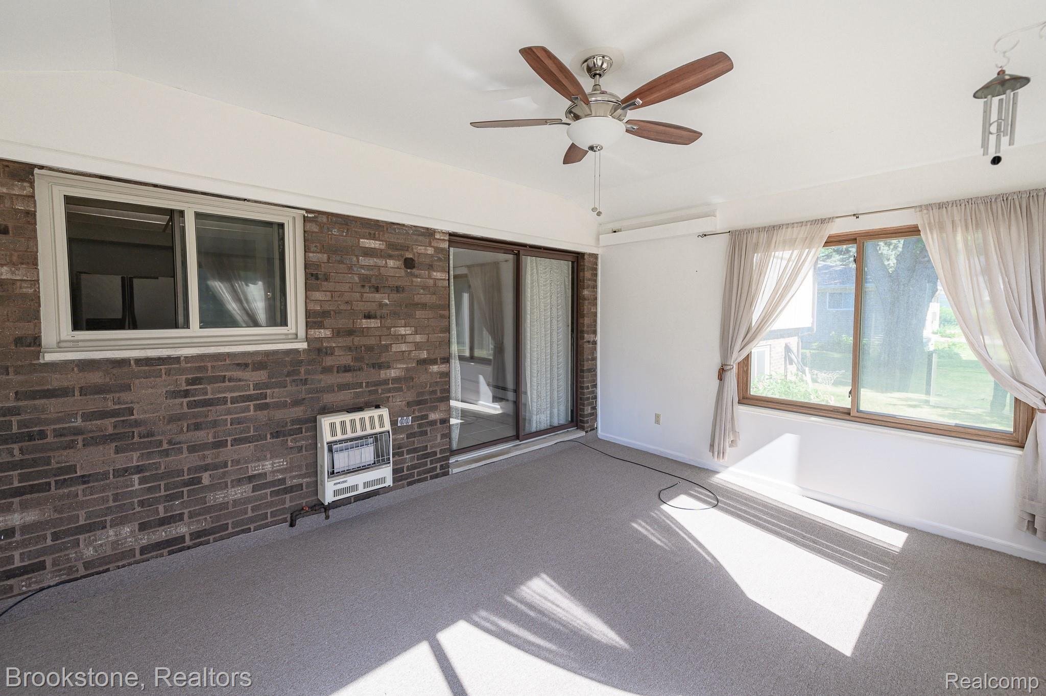 6940 Walters Road Clarkston, MI 48346 - Photo 35 of 37 DSC_3861.jpg