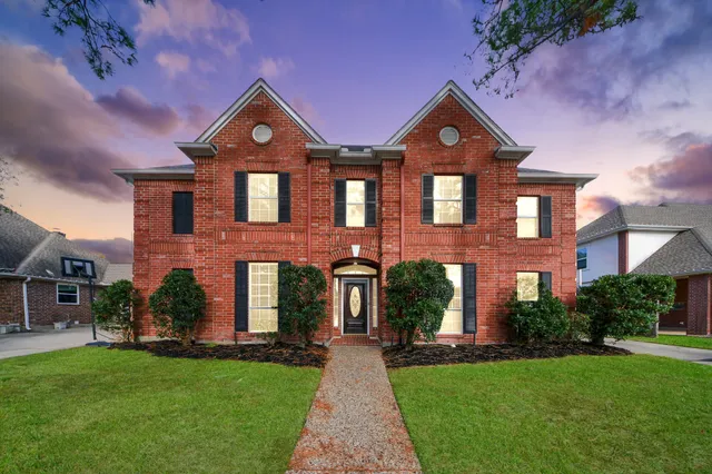 $399,999 | 5410 Westbrook Oaks Way, Spring, TX 77379