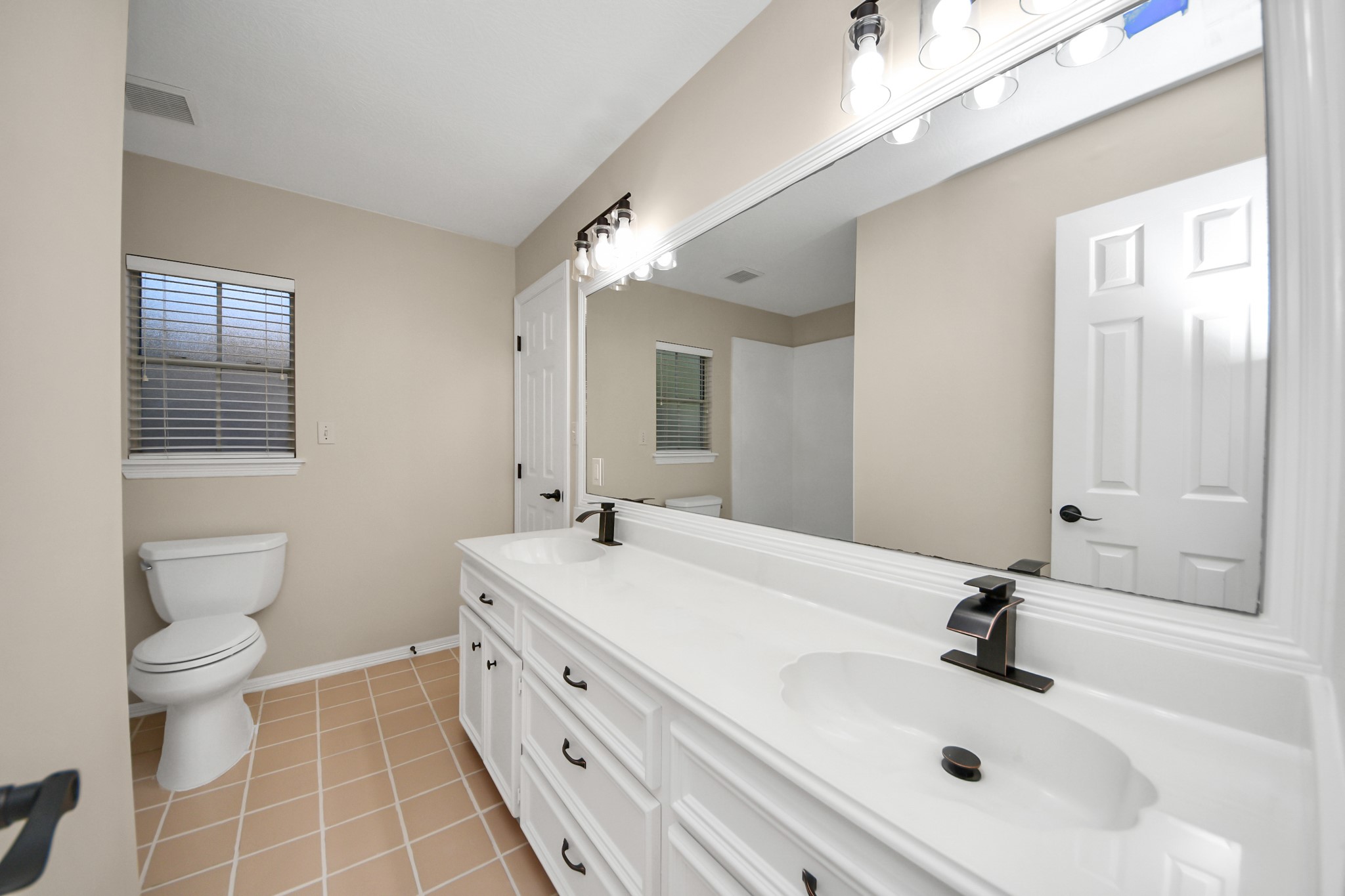 5410 Westbrook Oaks Way Spring, TX 77379 - Photo 36 of 50