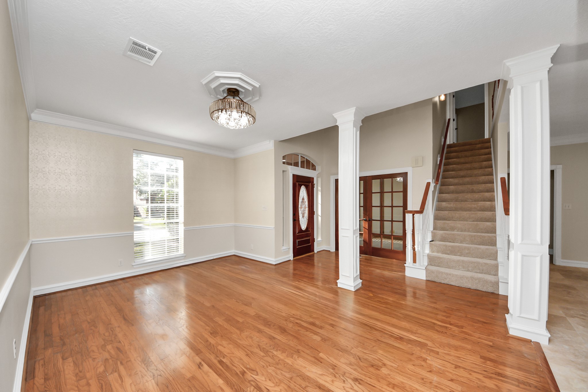 5410 Westbrook Oaks Way Spring, TX 77379 - Photo 5 of 50