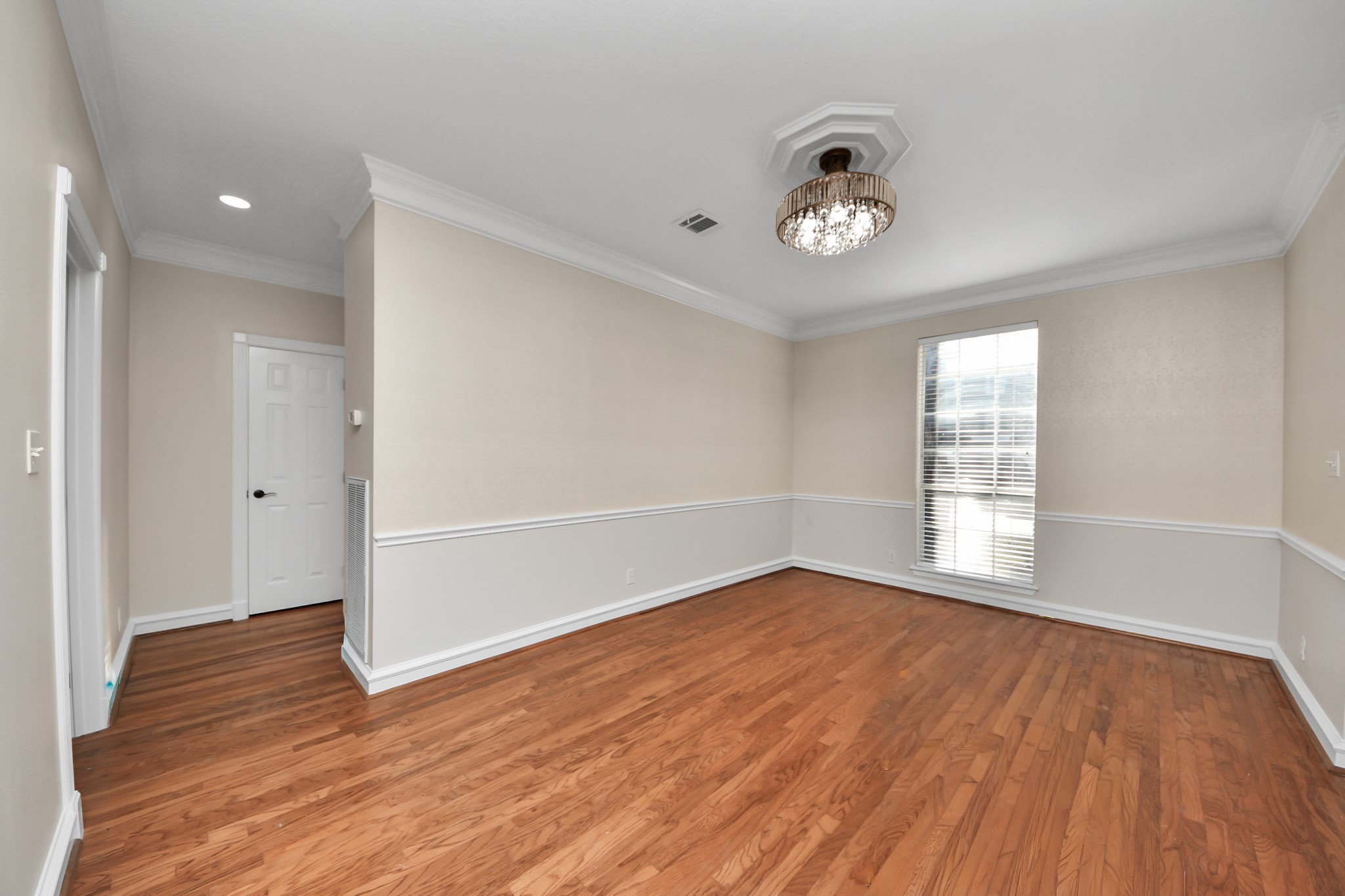 5410 Westbrook Oaks Way Spring, TX 77379 - Photo 7 of 50