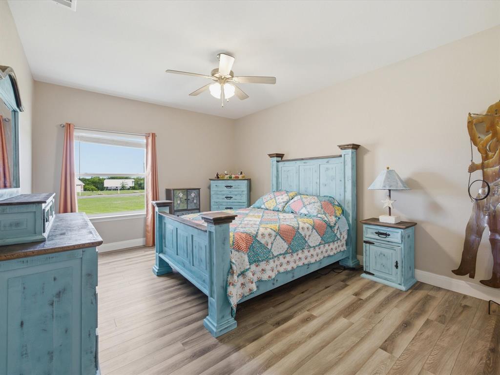 1032 Justin Drive Springtown, TX 76082 - Photo 24 of 40