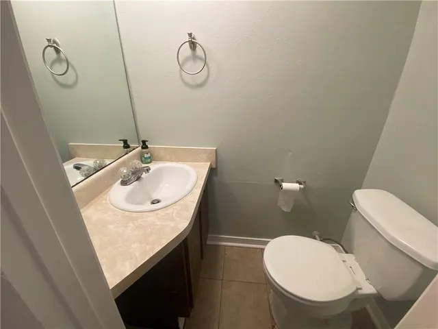 $1,050 | 21096 Washington Avenue, Unit B, Abita Springs, LA 70420