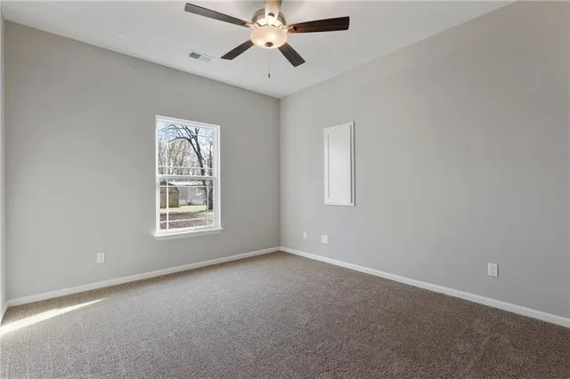 $179,900 | 612 East 6th Street, Ottawa, KS 66067