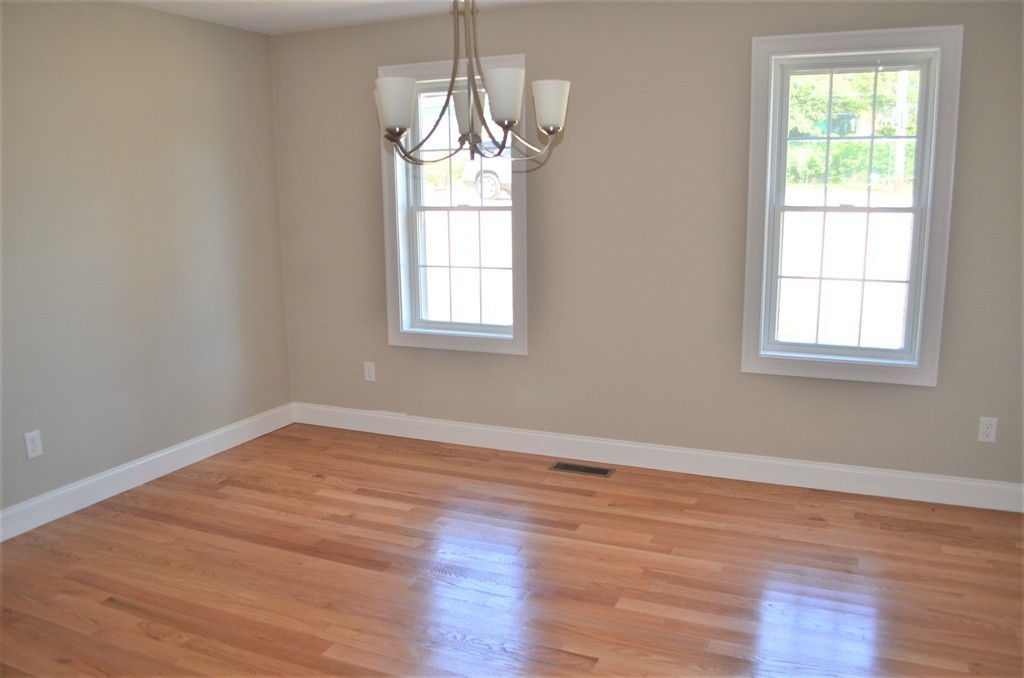 189 Davis Road Westport, MA 02790 - Photo 9 of 15 Gallery Image 9