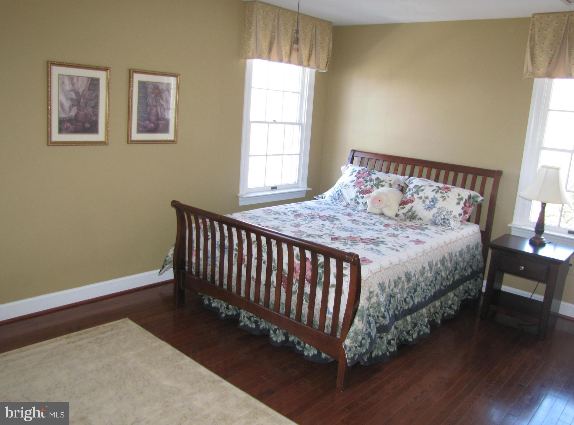 6200 Evergreen Mountain Road Broad Run, VA 20137 - Photo 14 of 29 Bedroom
