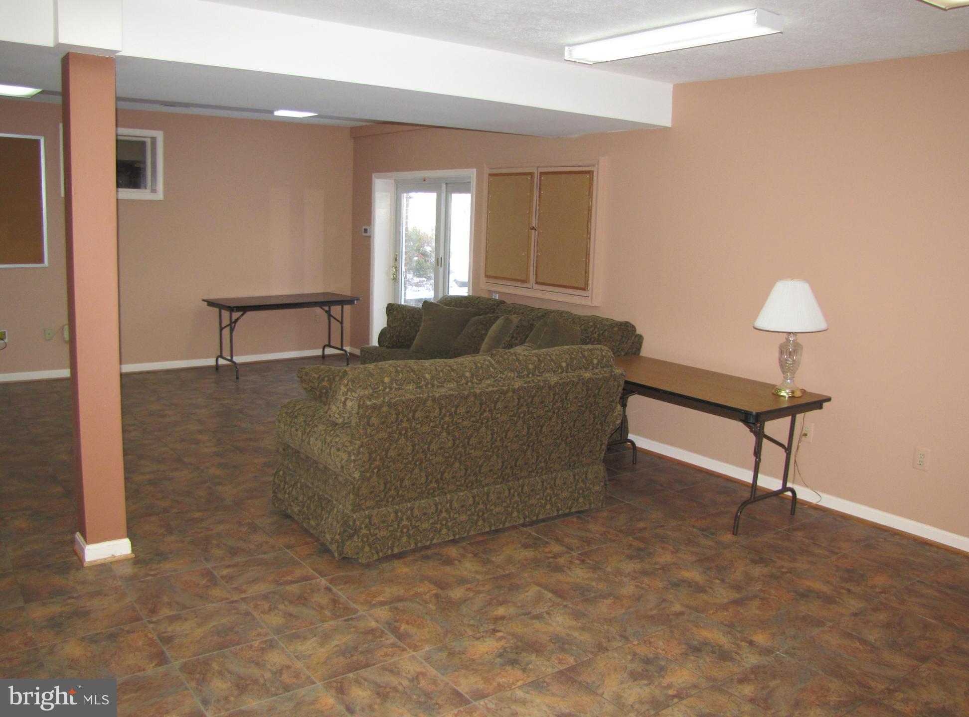 6200 Evergreen Mountain Road Broad Run, VA 20137 - Photo 16 of 29 Recreation room