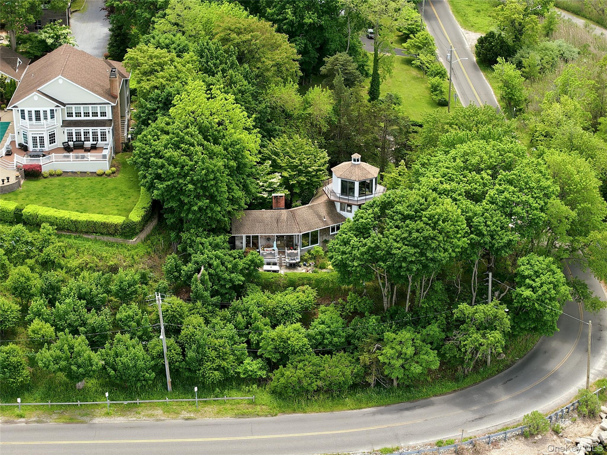195 Shore Road Mount Sinai, NY 11766 - Photo 43 of 50