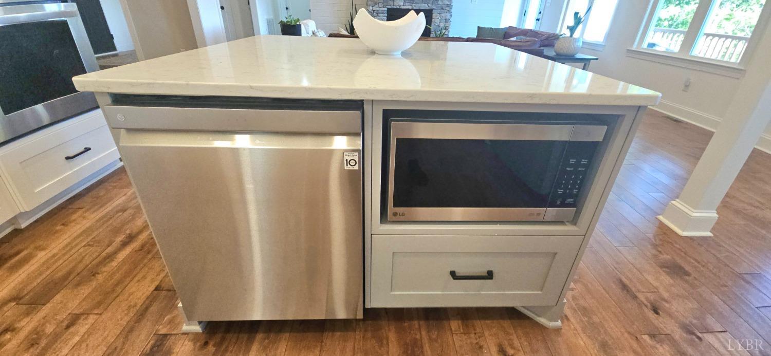 13429 Leesville Road Evington, VA 24550 - Photo 29 of 84 Quartz countertop kitchen work island/breakfast bar (dishwasher & microwave )