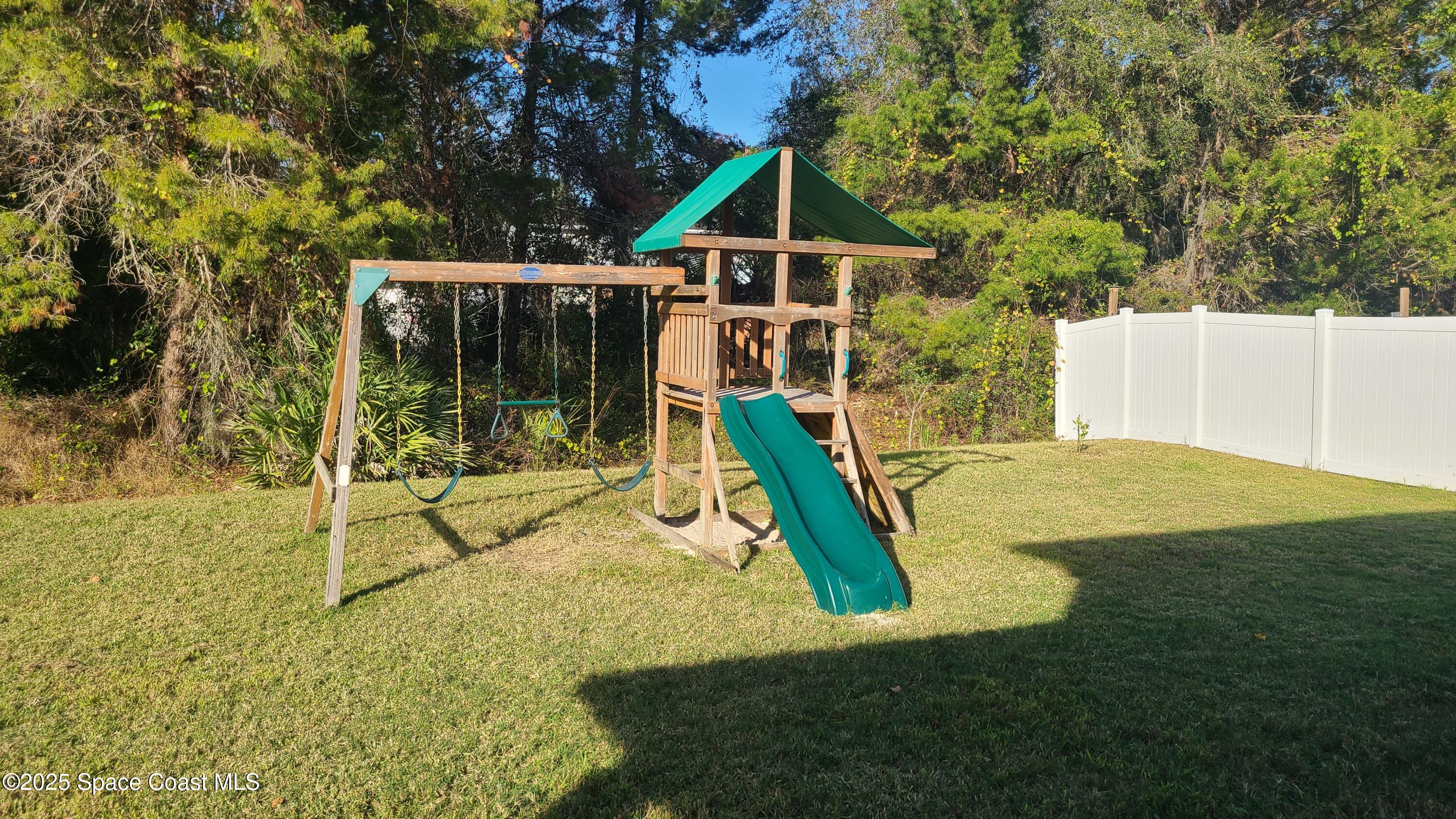 4282 Starling Place Mims, FL 32754 - Photo 34 of 38 20250105_151634