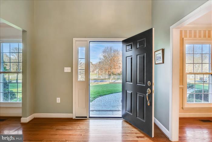 17818 Dr Walling Road Poolesville, MD 20837 - Photo 6 of 128 Gallery Image 6