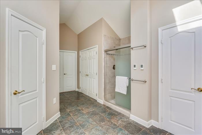 17818 Dr Walling Road Poolesville, MD 20837 - Photo 52 of 128 Beautiful Frameless Shower