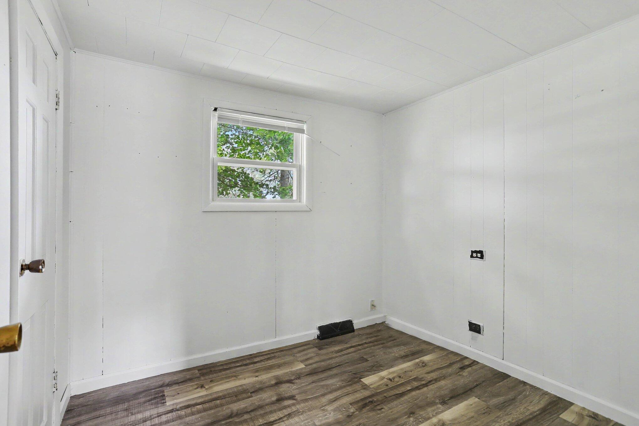 59446 Manor Road Colon, MI 49040 - Photo 13 of 29 012_file_1553