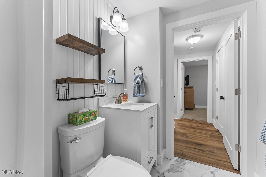 1062 Stump Road Akron, OH 44319 - Photo 24 of 42 Additional view of the bathroom featuring neutral decor