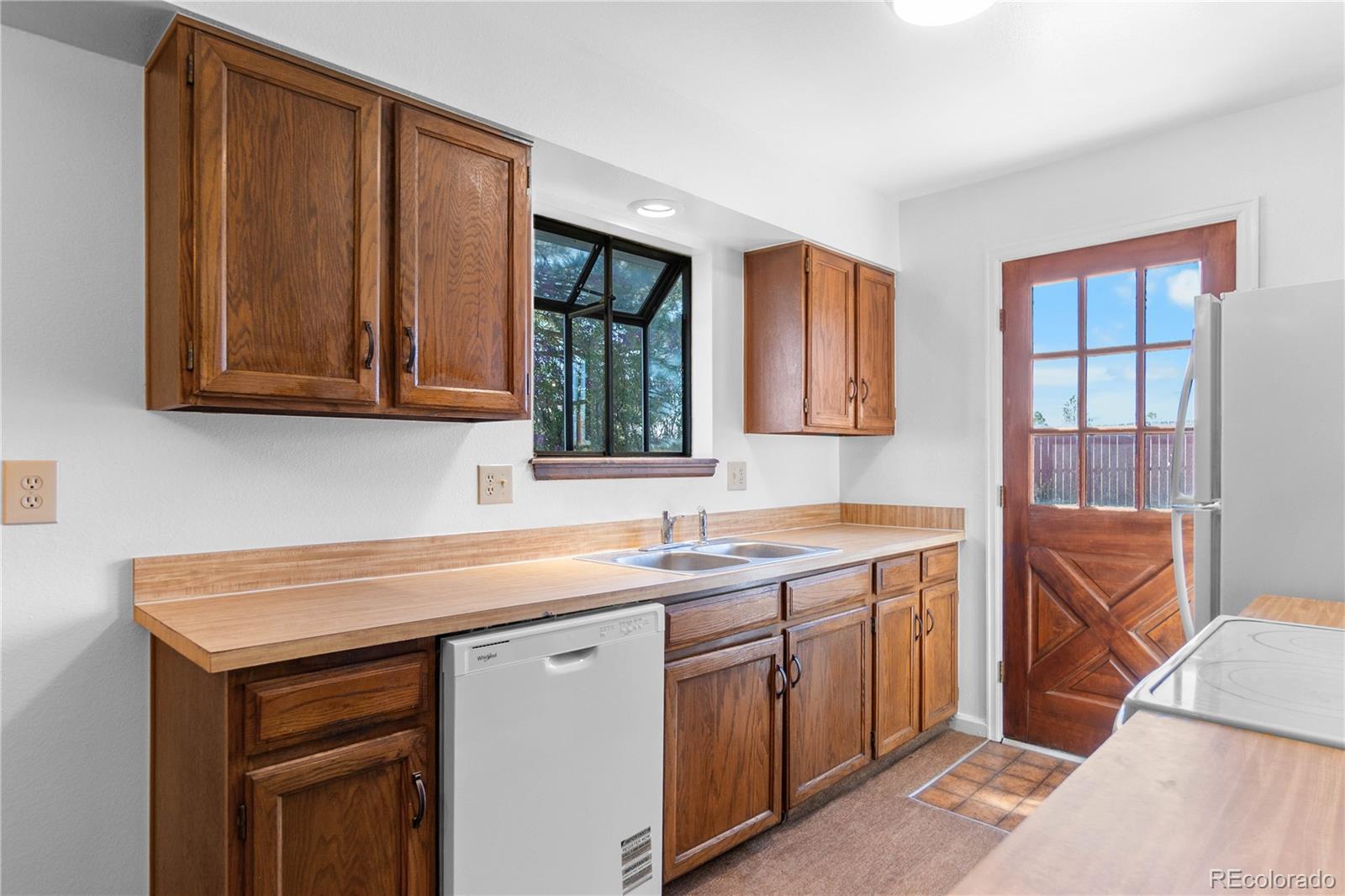 45990 Summit Road Parker, CO 80138 - Photo 13 of 44