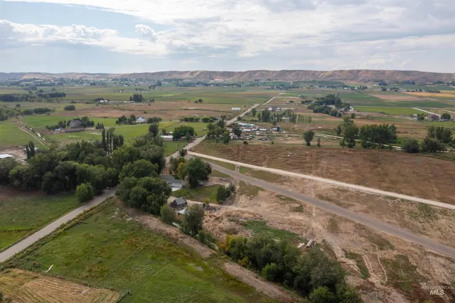 $609,000 | 2333 Berglund Road, Emmett, ID 83617