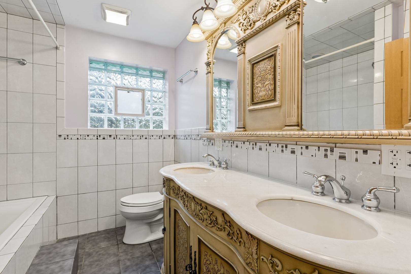 648 Shermer Road Glenview, IL 60025 - Photo 3 of 14 Gallery Image 3