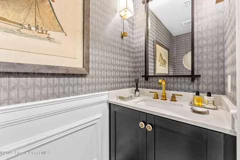 $1,425,000 | 1725 North Hwy A1A, Unit 402, Indialantic, FL 32903