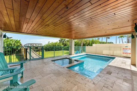 $1,425,000 | 1725 North Hwy A1A, Unit 402, Indialantic, FL 32903