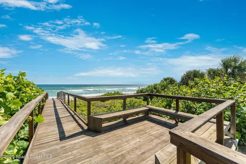 $1,425,000 | 1725 North Hwy A1A, Unit 402, Indialantic, FL 32903