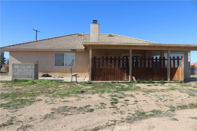 $2,500 | 11243 Pinon Avenue, Hesperia, CA 92345