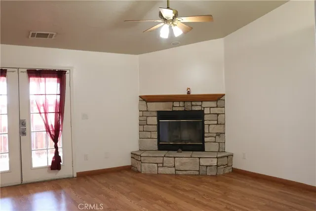 $2,500 | 11243 Pinon Avenue, Hesperia, CA 92345