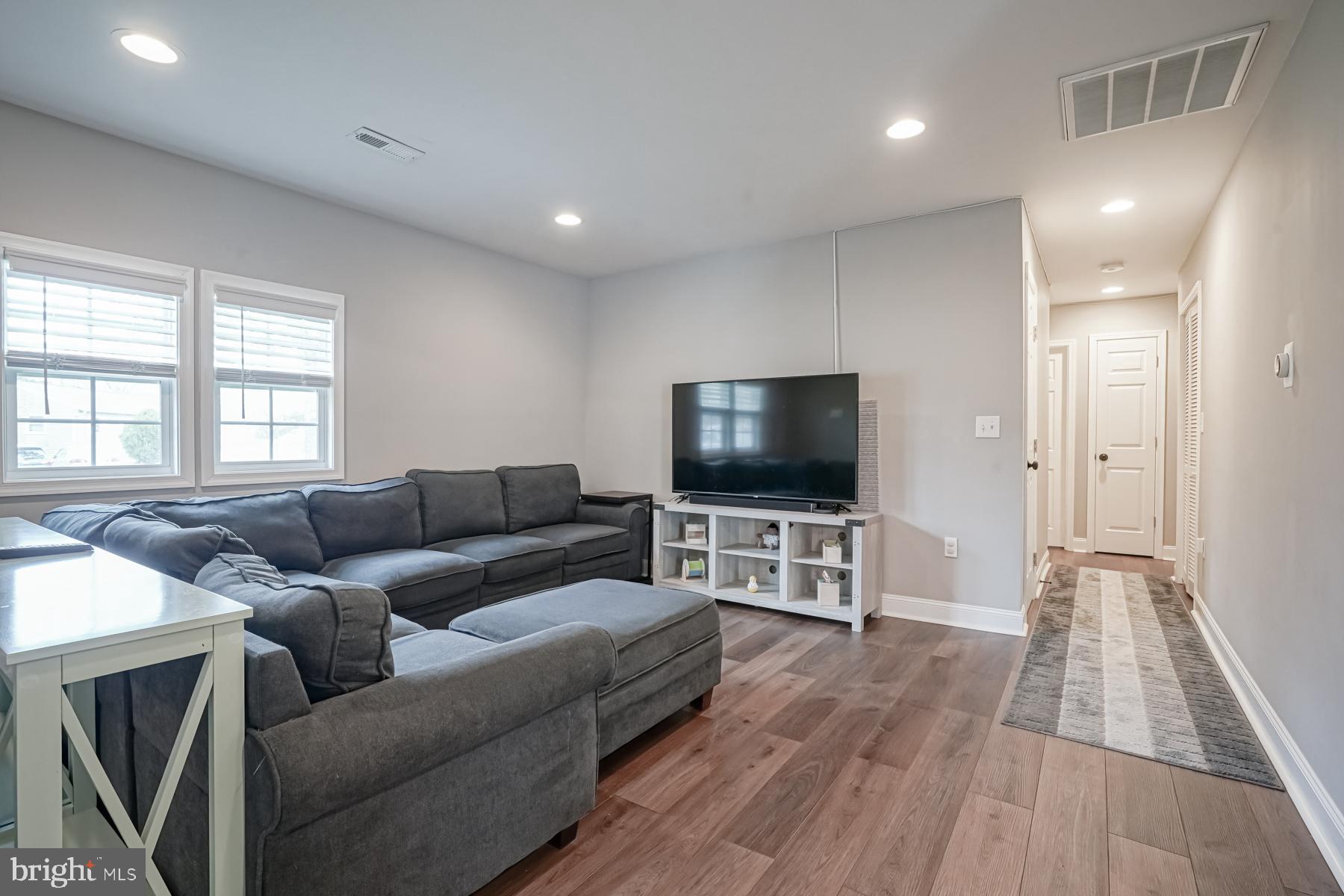 4 East Beach Road Williamstown, NJ 08094 - Photo 13 of 55 Gallery Image 13