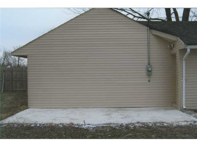 2465 Lindsay Road Obetz, OH 43207 - Photo 8 of 8 Gallery Image 8