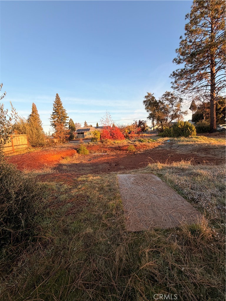 920 Pearson Road Paradise, CA 95969 - Photo 2 of 3 a view of outdoor space and yard