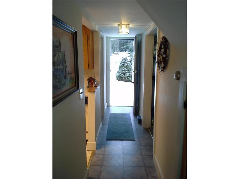 144 Patten Point Road Spruce Head, ME 04859 - Photo 16 of 34 Hallway.