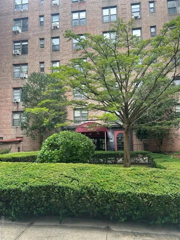 $259,000 | 83-25 98th Street, Unit 2C | Forest Park