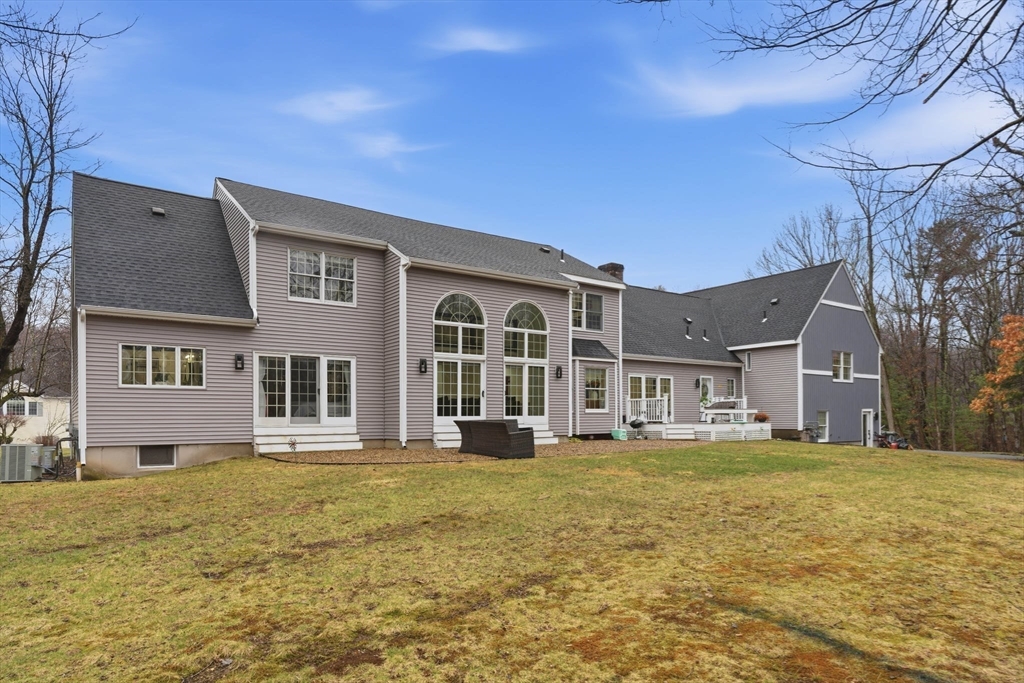 30 Anne Road North Andover, MA 01845 - Photo 2 of 42