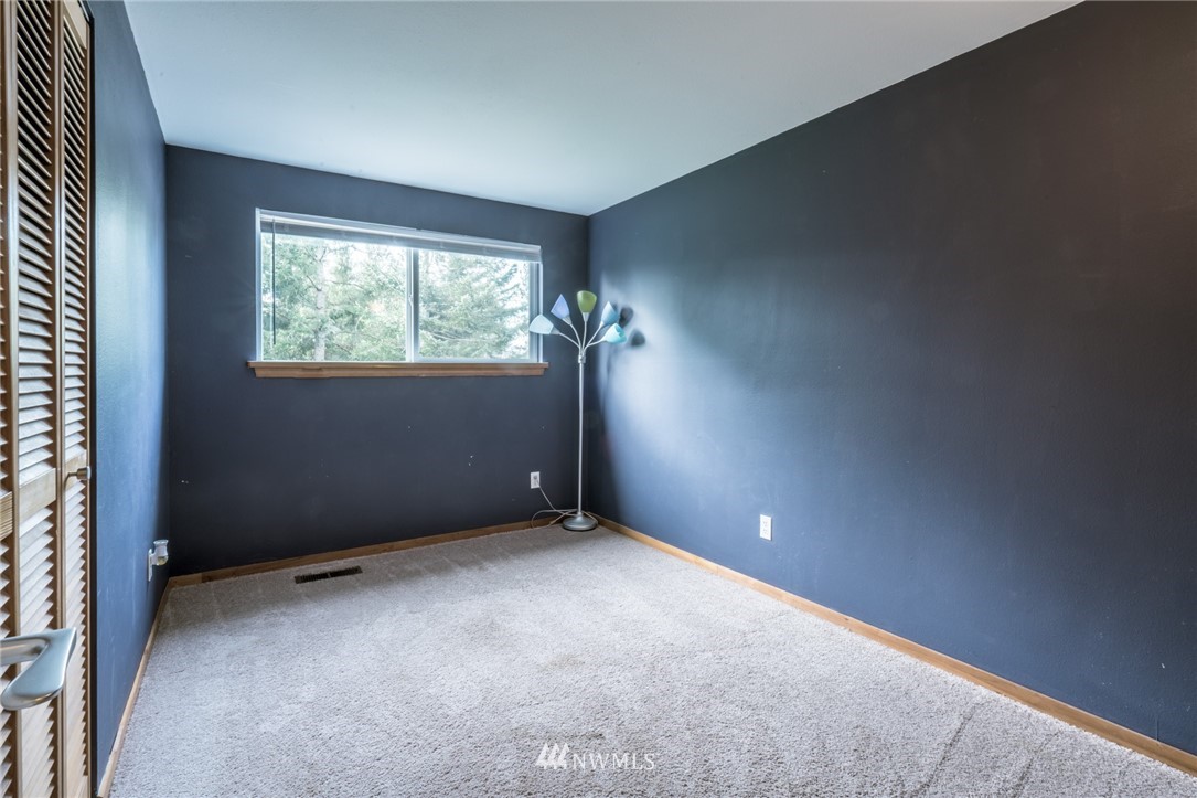 5215 Everson Goshen Road Bellingham, WA 98226 - Photo 20 of 25