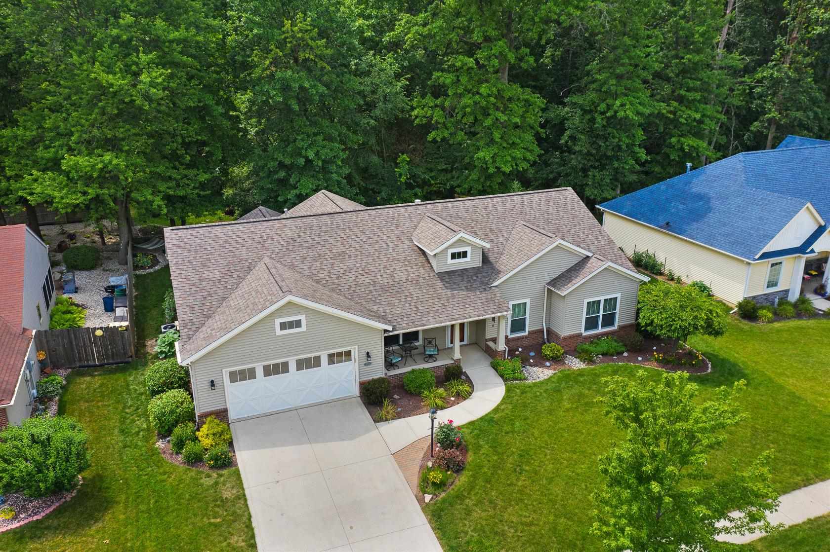 9013 Pretty Ridge Court Fort Wayne, IN 46825 - Photo 4 of 35