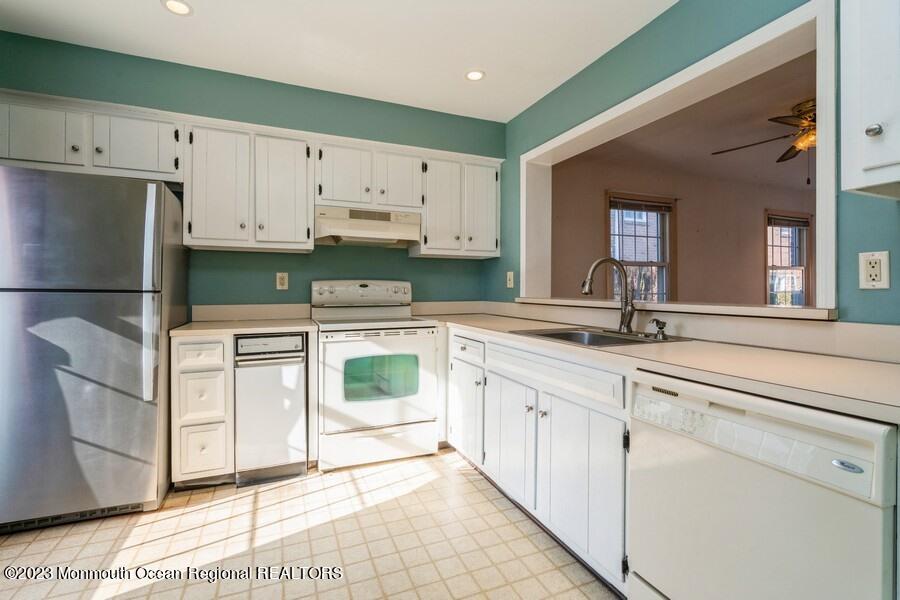 15 Wyckham Road Spring Lake Heights, NJ 07762 - Photo 3 of 34 15 Wyckham Rd 3