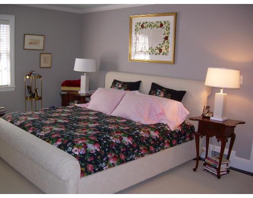 279 Beverly Road Brookline, MA 02467 - Photo 8 of 11 Gallery Image 8