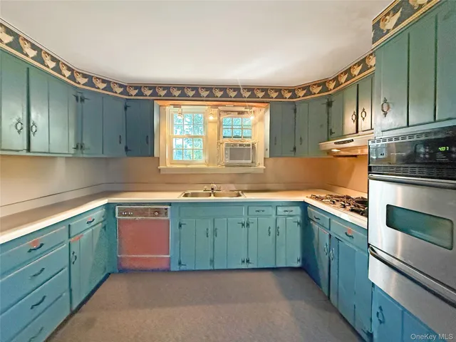 $499,900 | 4 Plains Road, Walden, NY 12586