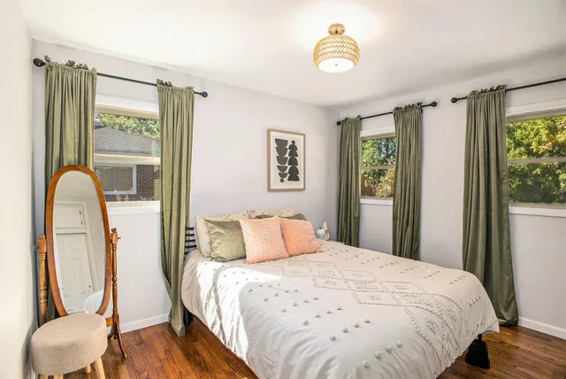 $215,000 | 2316 Barstow Road, Lansing, MI 48906