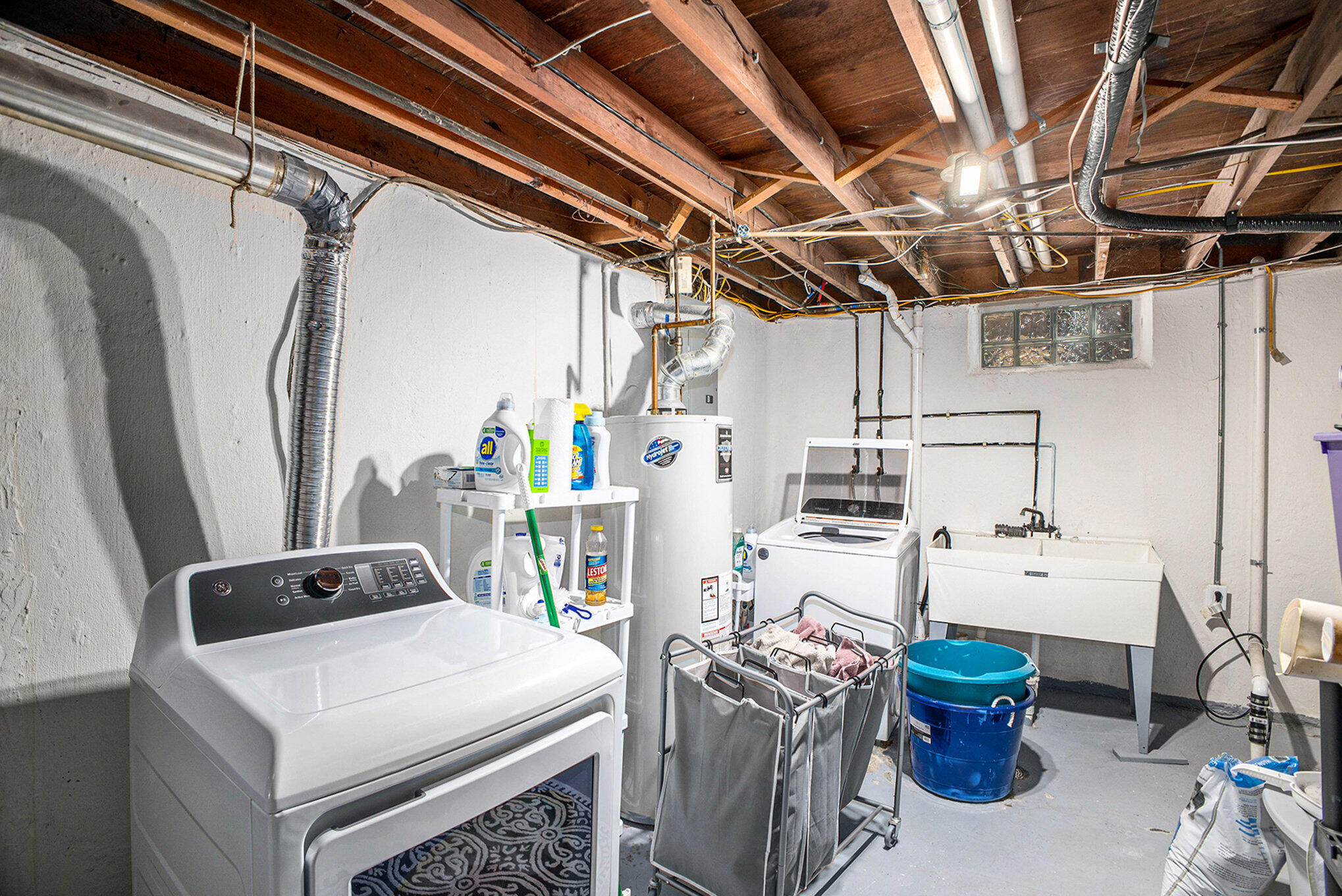 2316 Barstow Road Lansing, MI 48906 - Photo 21 of 25 022_img_2737_808