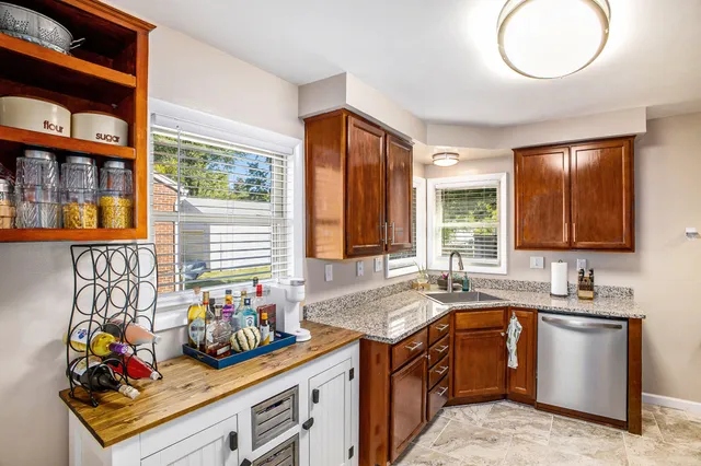 $215,000 | 2316 Barstow Road, Lansing, MI 48906