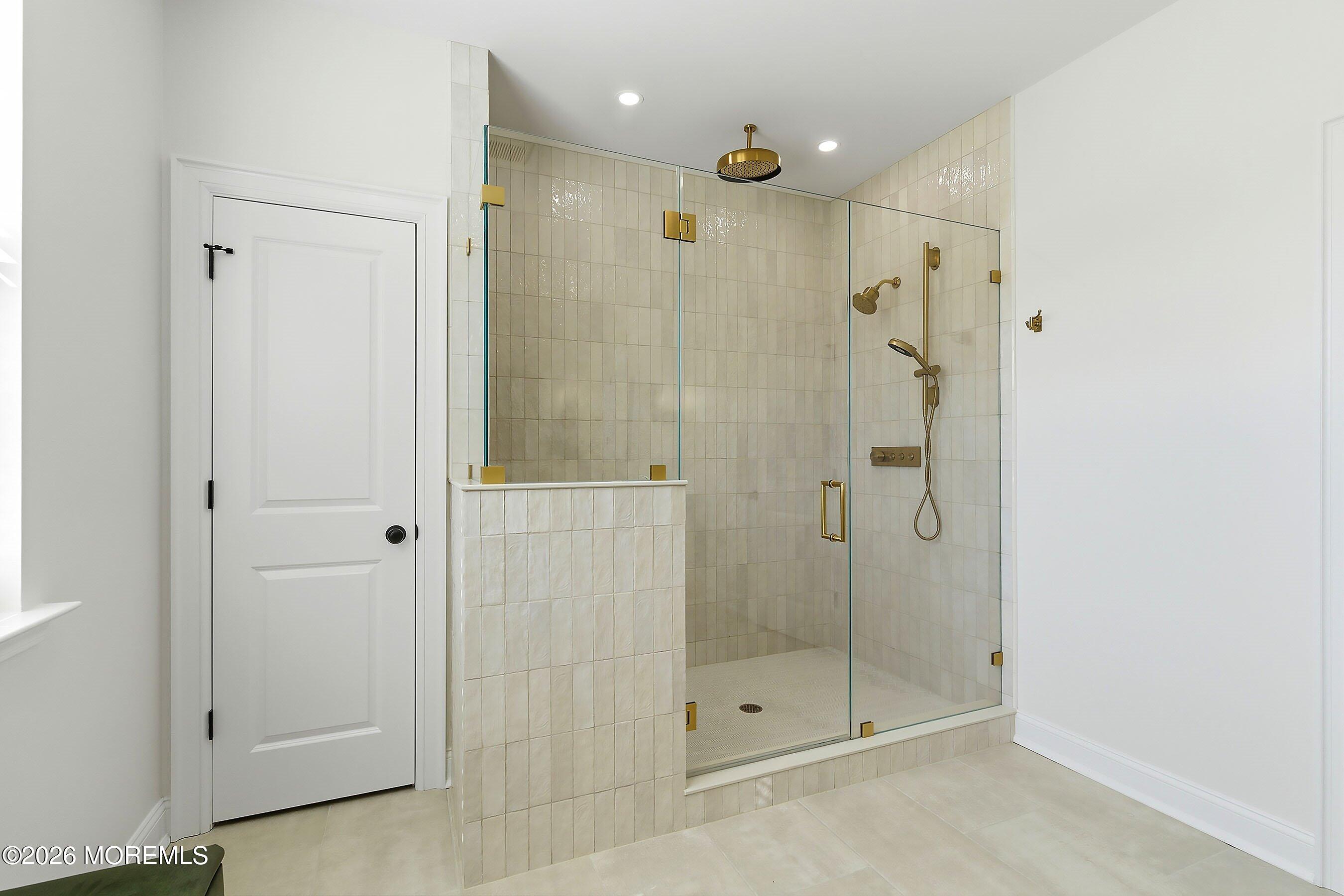 11 Rolling Meadows Court Cream Ridge, NJ 08514 - Photo 16 of 38 25-Bath Primary