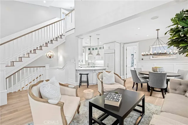 $3,295,000 | 718 1/2 Poinsettia Avenue, Corona del Mar, CA 92625