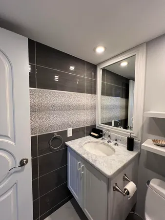 $6,250 | 3212 South Ocean Boulevard, Unit 606A, Highland Beach, FL 33487