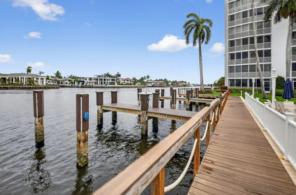 $6,250 | 3212 South Ocean Boulevard, Unit 606A, Highland Beach, FL 33487