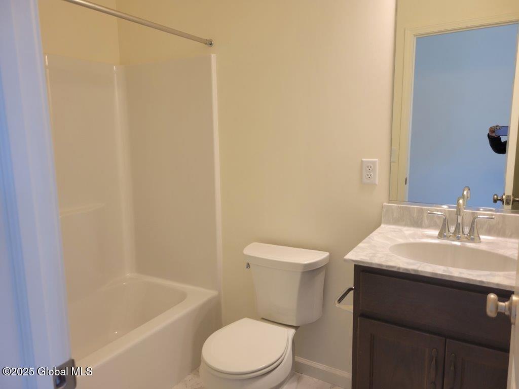 933 Ridgeview Circle Castleton-on-Hudson, NY 12033 - Photo 13 of 33 20220428_125416