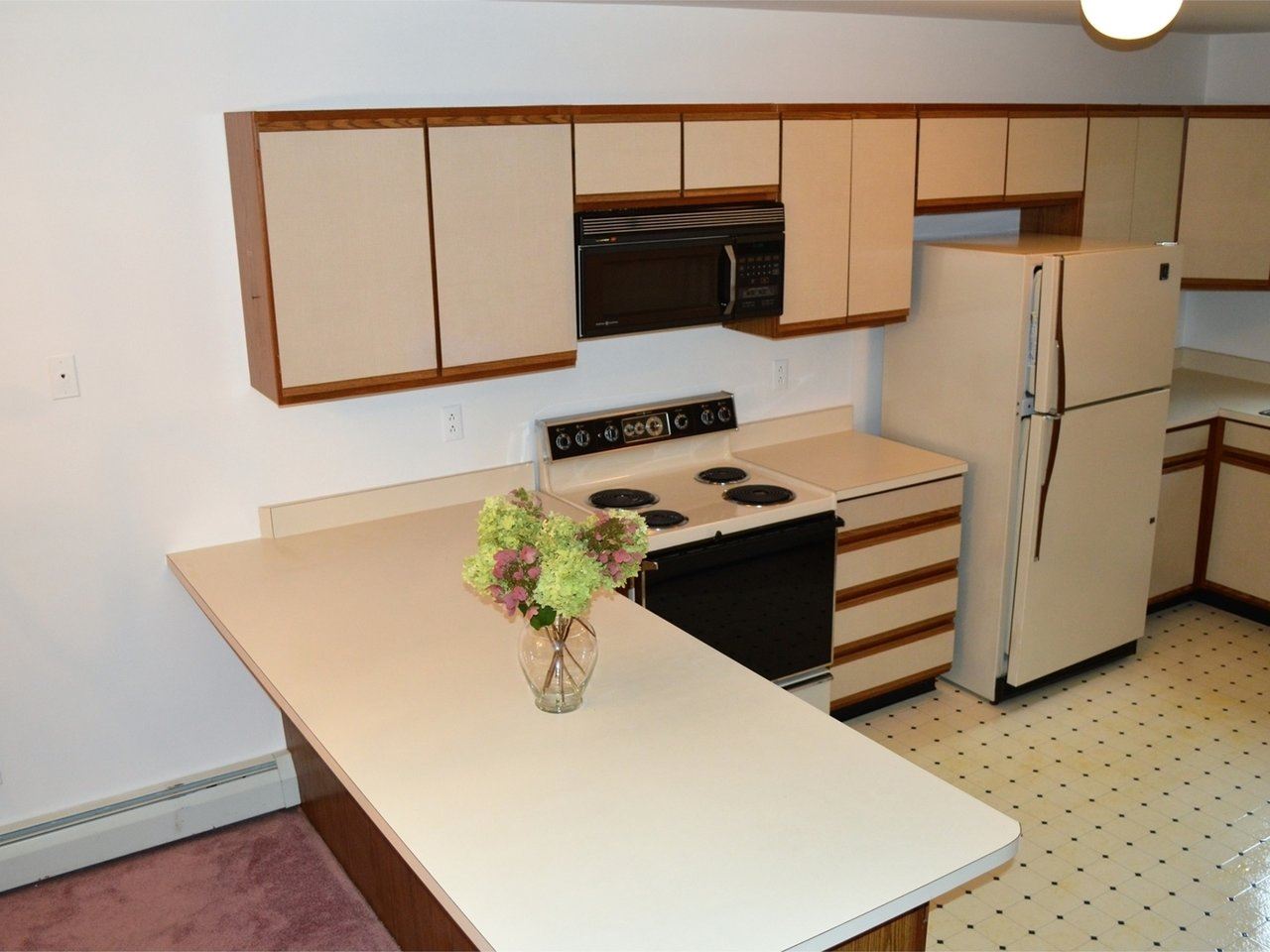 184 Locust Hill Road Shelburne, VT 05482 - Photo 6 of 24 Gallery Image 6