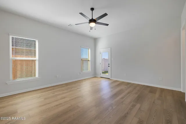 $1,950 | 225 Wakely Court, Lafayette, LA 70506